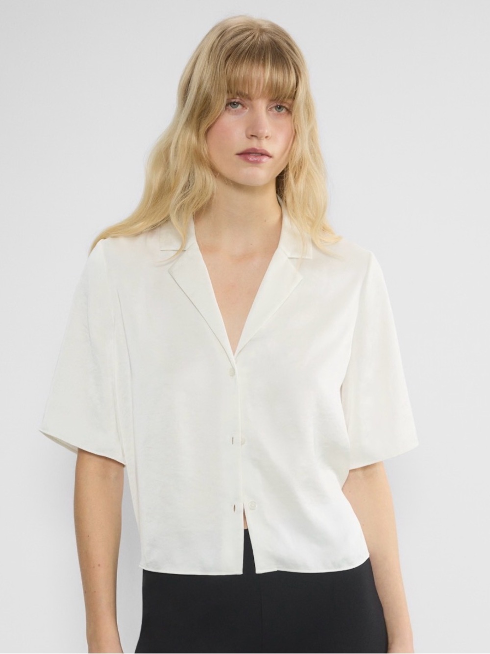 Aritzia Babaton Beso Satin Ivory Blouse Sz Small